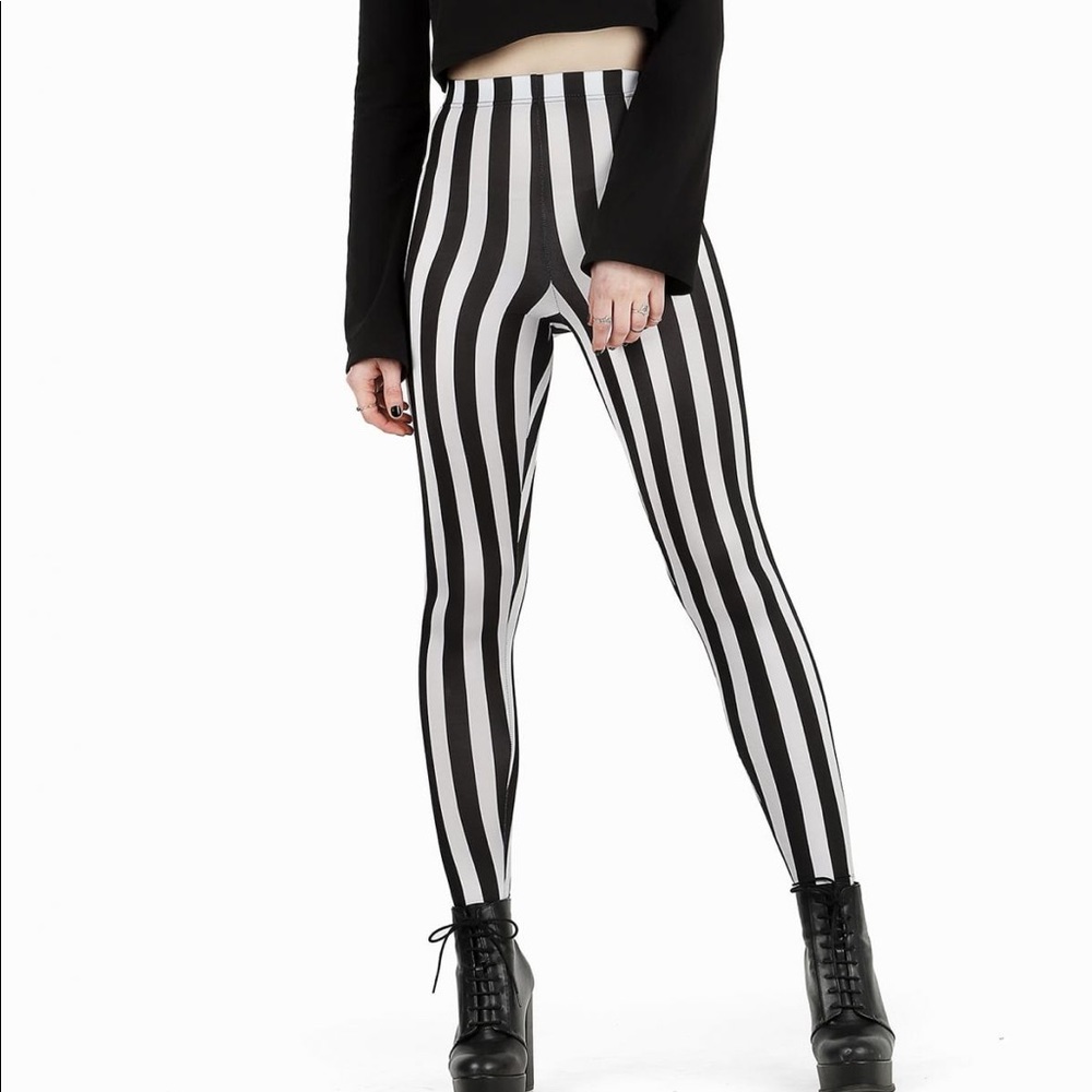 {Blackmilk} ringleader leggings